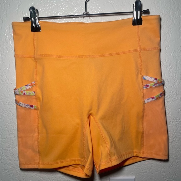 Fabletics Orange Athletic Set - Picture 6 of 9